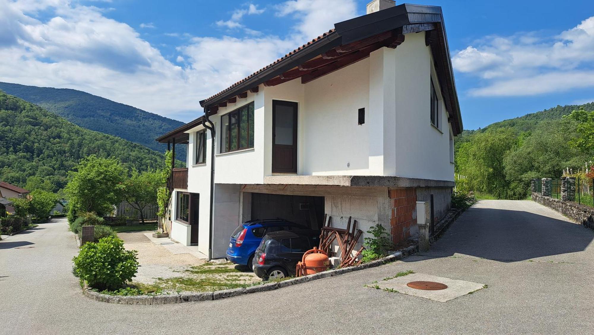 Apartma Emilio Apartment Breginj